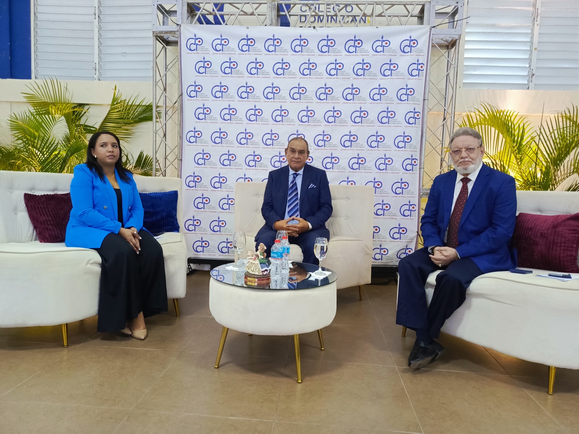 Seccional de Santiago del CDP auspicia conversatorio con Miguel Franjul.