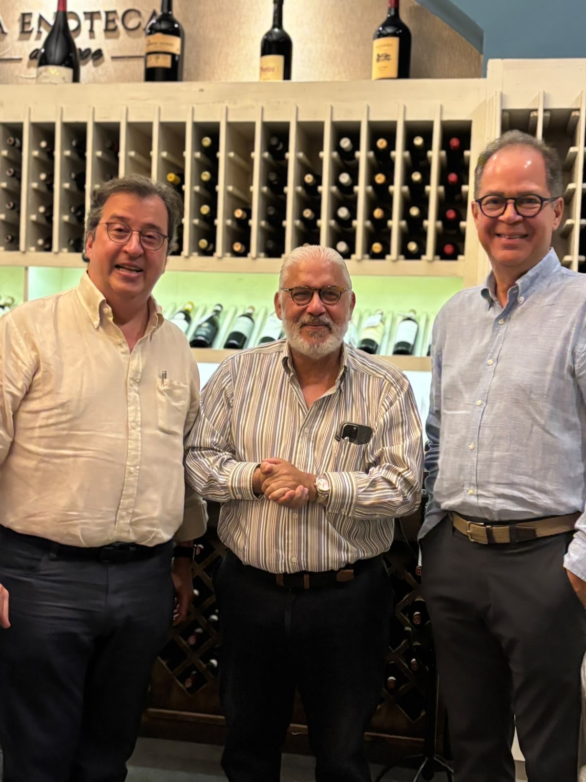 Cámara de Comercio y Producción de Santiago reúne a sus pasados presidentes en encuentro institucional