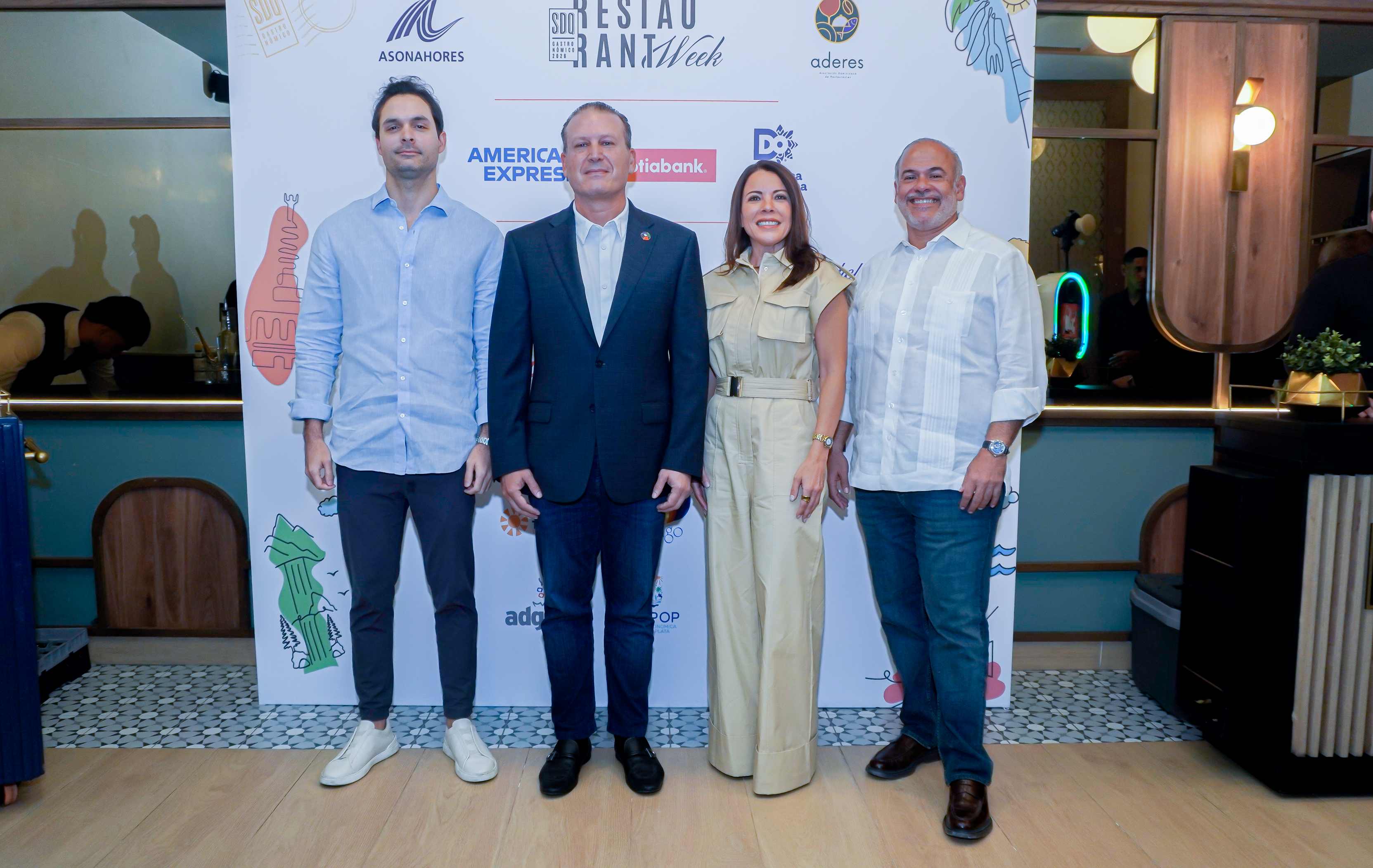 Juvenal Piña, Giancarlo Bonarelli, Lissette Olivares y Ariel Taveras